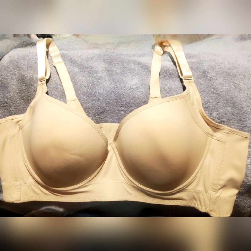 Back Shaping Support & Lift Bra. Bye bye back buldge!